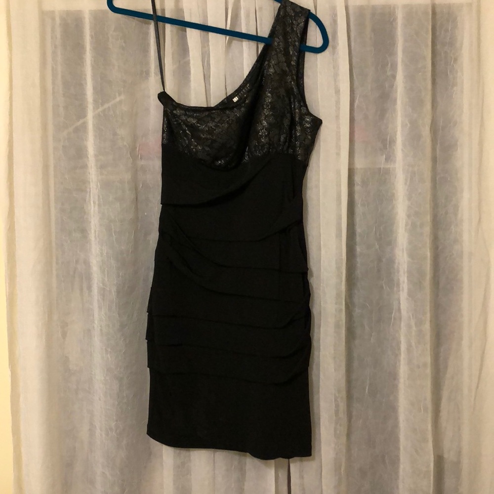 Cute little black dress